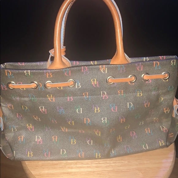 Dooney & Bourke Handbag - Picture 2 of 6